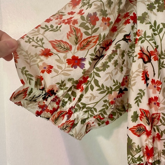 V&L Flowery Tiered Dress - Picture 9 of 10